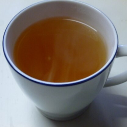 お土産に頂いたプーアル茶。生姜入りで温まります＾＾
この季節、いいですね。ごちそう様(*^_^*)